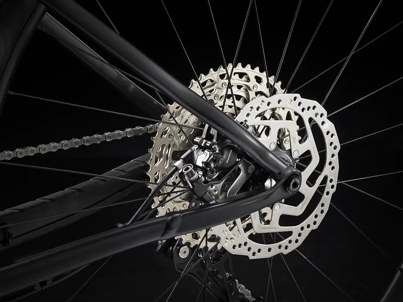 TREK Roscoe 7 Hardtail Mountain Bike in Matte Trek Black-5